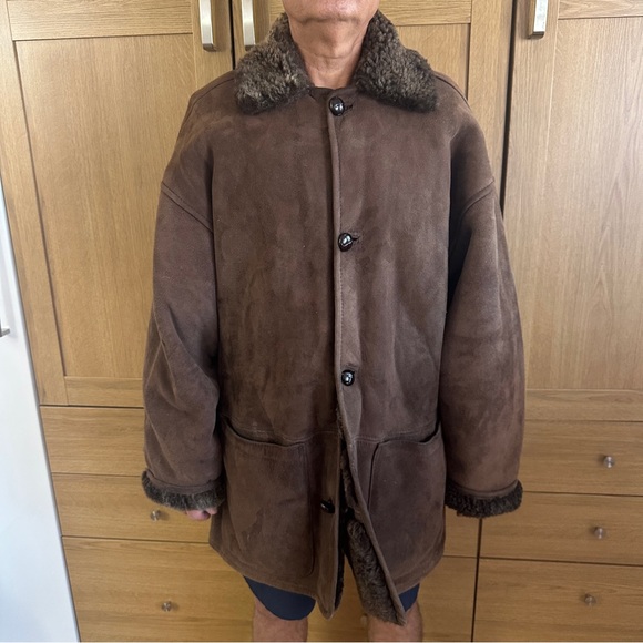 Owen Barry Men’s Brown Shearling Coat Made in Great Britain - Picture 2 of 16